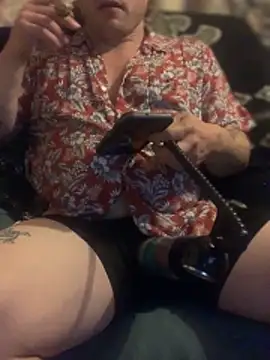 Ldnick69 élő XXX-chatje