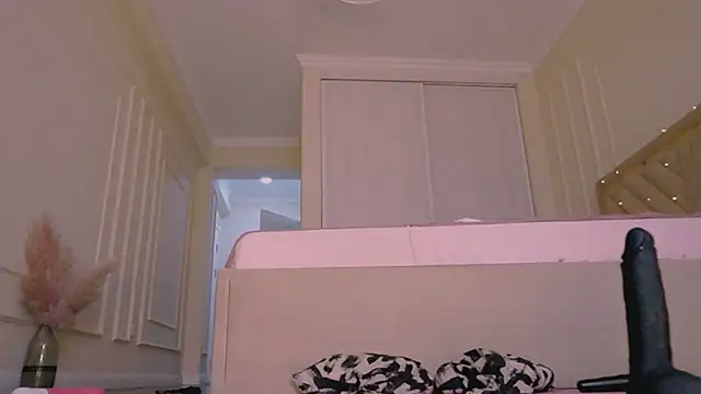 lori_leen_ Adlı Modelin Canlı XXX Sohbeti