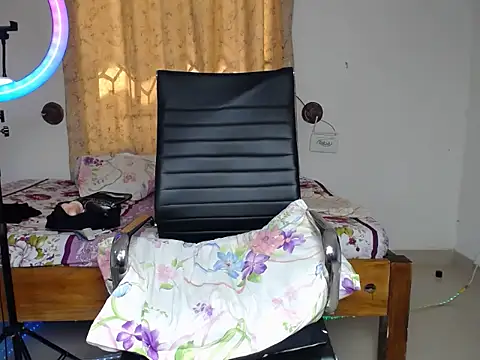 KlaraCandy Chat XXX in diretta