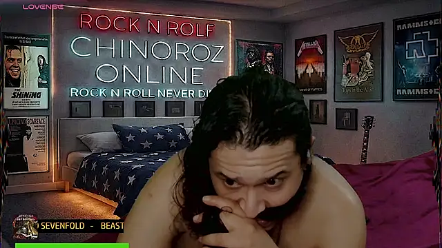 chino_roz Chat XXX in diretta