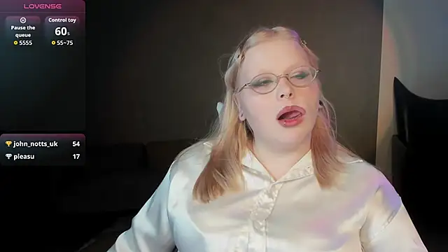 LottieReed's Live XXX Chat