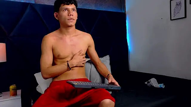 ThiagoFerrer_ Live XXX Chat