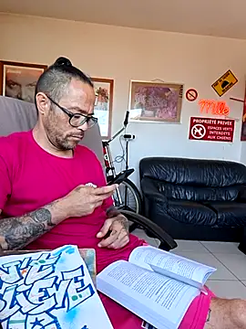 Mr_Graffitimile Webcamshow