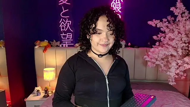 دردشة _sarahRose الجنسية المباشرة