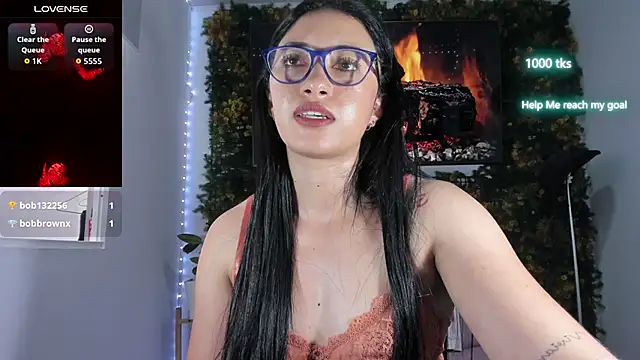 emily_palmeer Adlı Modelin Canlı XXX Sohbeti