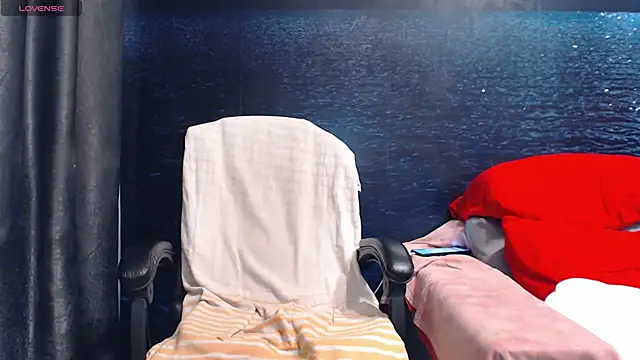 LadyAverrySquirt11 élő XXX-chatje