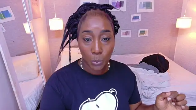 Chat +18 de kiara_evanss ao vivo