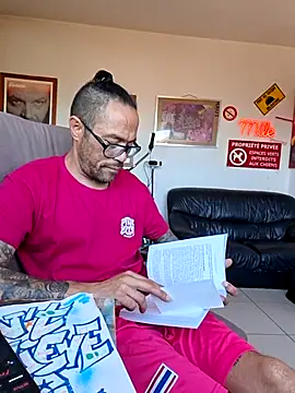Mr_Graffitimile Chat XXX in diretta