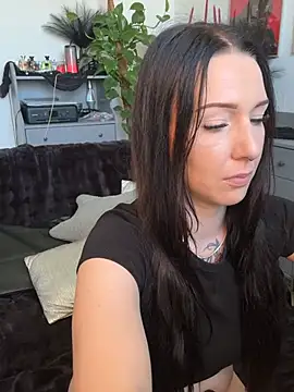 Trixie-Tainted Webcam-Show