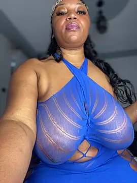 EliteSoraya Show in webcam