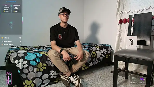 Vlad__night live XXX chat