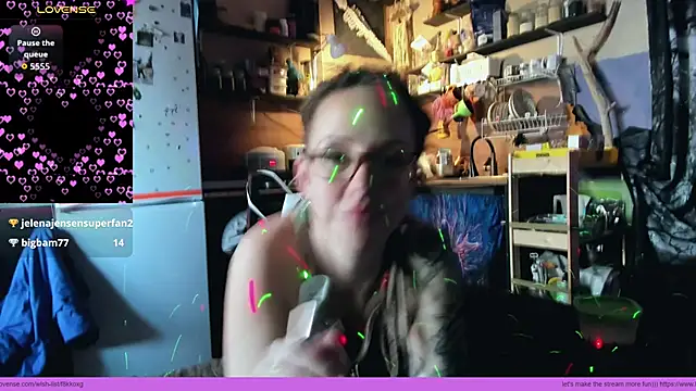 Czat XXX na żywo – LisaFoxy_y