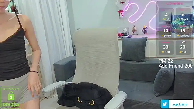 littlemiilk live XXX chat