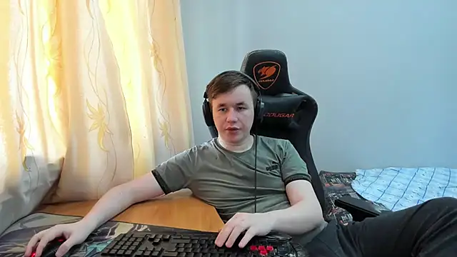 iliaskrislove 现场XXX聊天