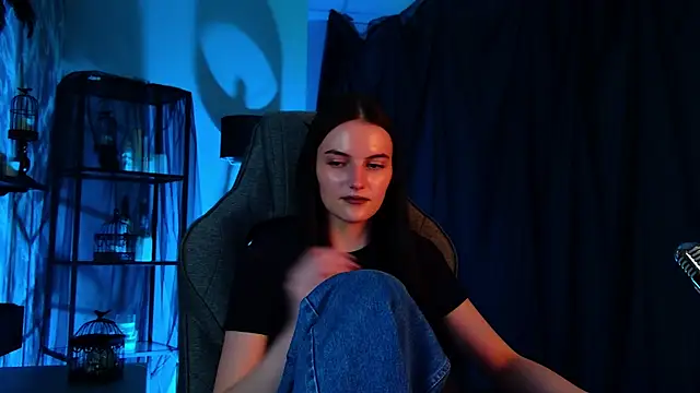 Živá chatovací místnost StellaCrowe