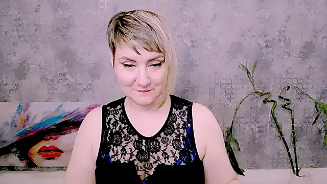 Djullia's Live XXX Chat