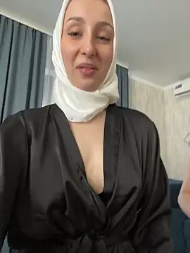 Chatroom XXX en direct de FlexibleDoll_
