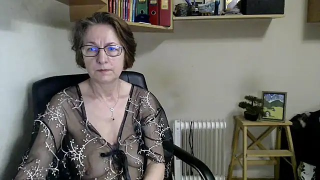 Chat +18 de katemodel ao vivo