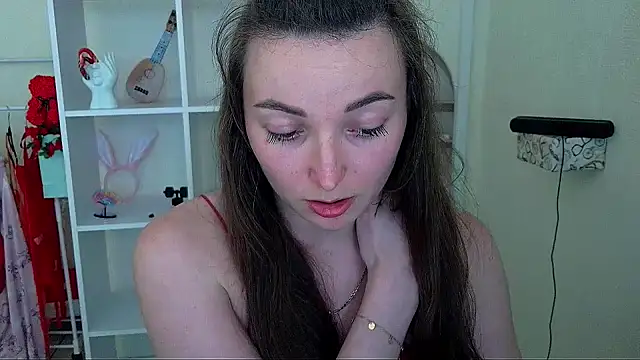 _Barbie_Kiss_ – Naživo XXX chat