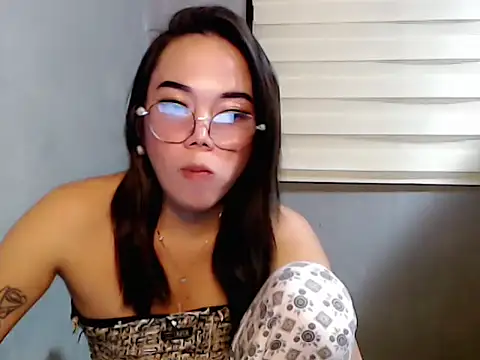 Urbabydollxxx Show Webcam