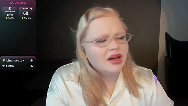LottieReed's Live XXX Chat