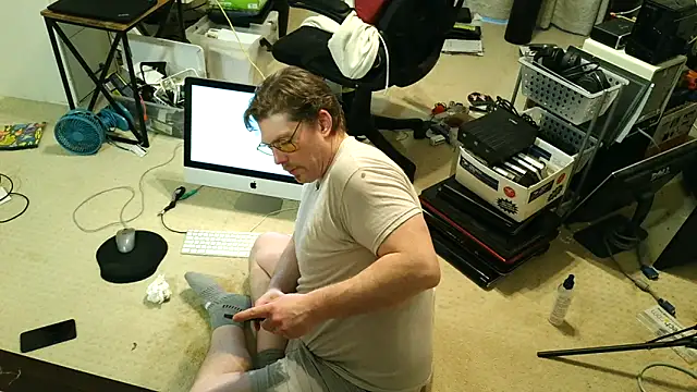 9VOLTTのウェブカメラショー