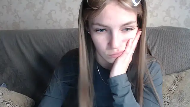 XXX chat uživo modela HitGyrl