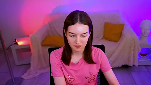 XXX chat uživo modela KellieBanshe