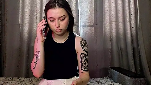 Chat +18 de danieliis ao vivo