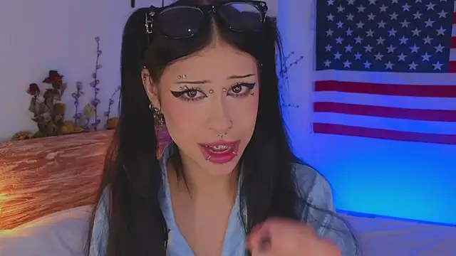 venomeowww__ 라이브 XXX 채팅