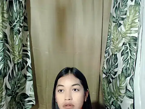 itsme_gwen Show in webcam