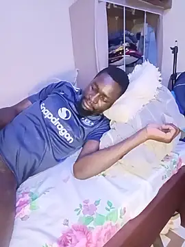 BIG_DICK2094 élő XXX-chatje