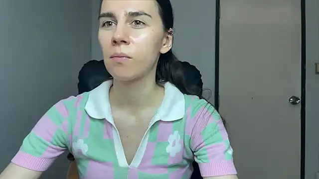 SassyJessi's Live XXX Chat