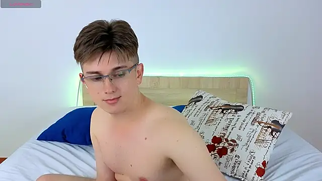 Miless_Cooper Live XXX Chat