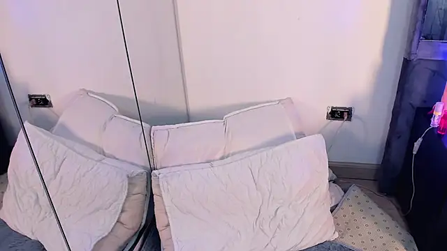 Ashly_bloom_ Chat XXX in diretta