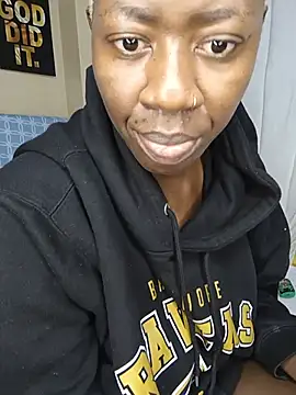 Živý XXX chat SquirtQueen16