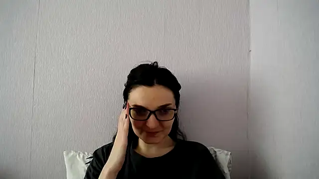 Shiny_gine's Live XXX Chat