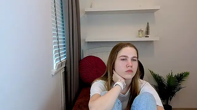 LoveXLexi Adlı Modelin Canlı XXX Sohbeti