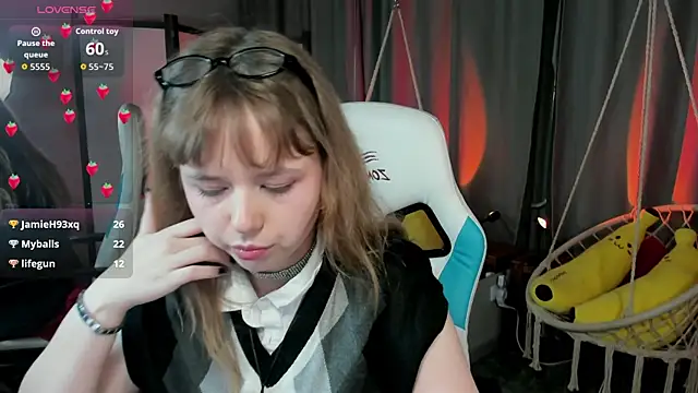 Chat XXX en directo de LeonaHicks