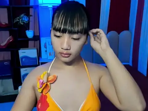 Urasianalodia 网络视讯表演