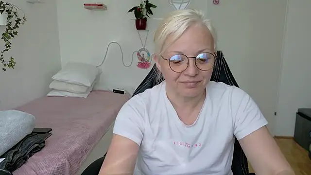 Linsy_Kim Live XXX-chat