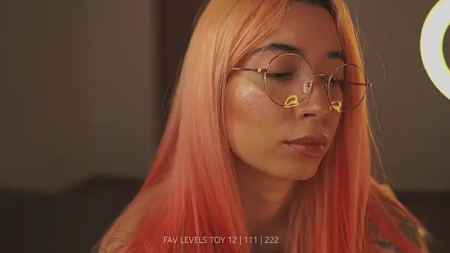 Онлайн чат XXX dearnina_