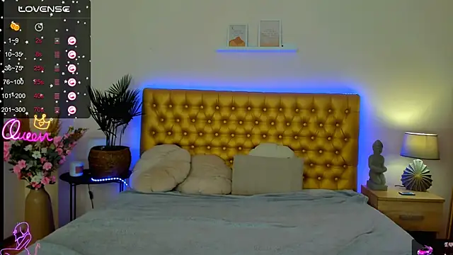 DellaRows' Live XXX Chat