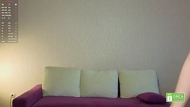 XXX chat uživo modela HongTomczak