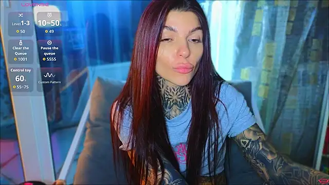 tattooedBabyy's Live XXX Chat