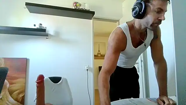 alpha-hunk Webcam-Show