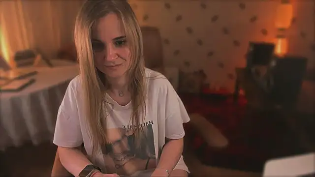 MiaSparkes' Live XXX Chat