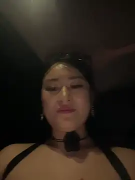 Yolanda9 Live XXX-chat