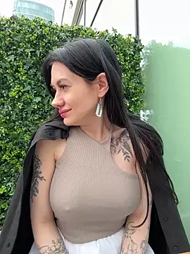 Wet__Bunny Chat XXX in diretta