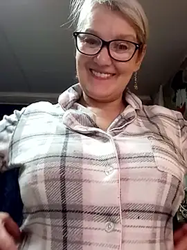 Živý XXX chat irinamaux